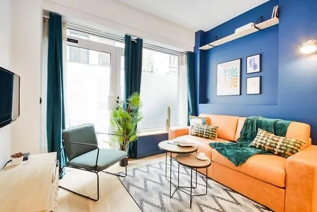 Apartmán New And Renovated Amazing Flat In Heart Of Paříž